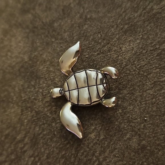 3/$20 GANZ Goodluck Talisman Turtle Pocket Charm - Picture 3 of 5